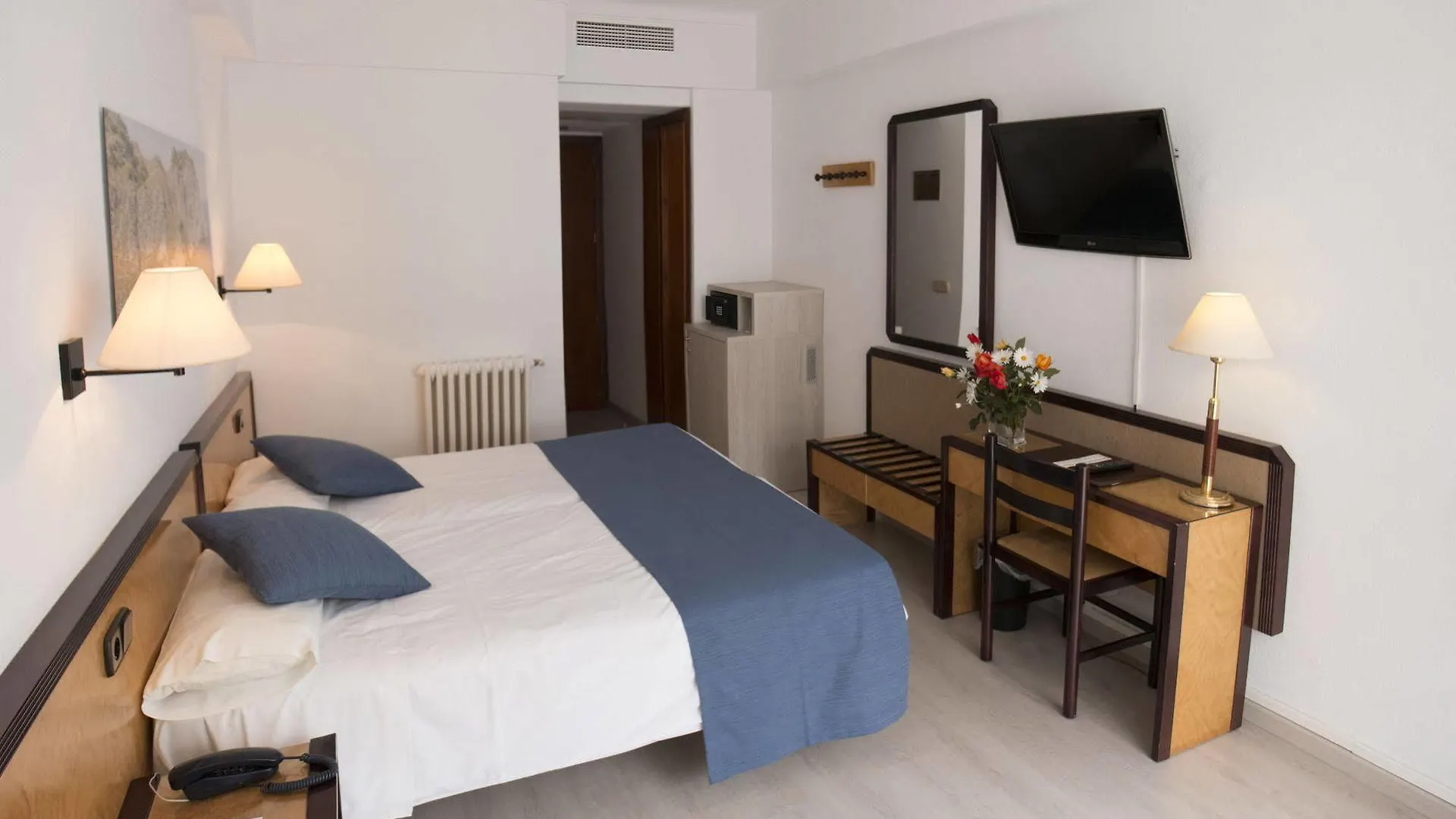 Hotel Voramar 칼라 미요르